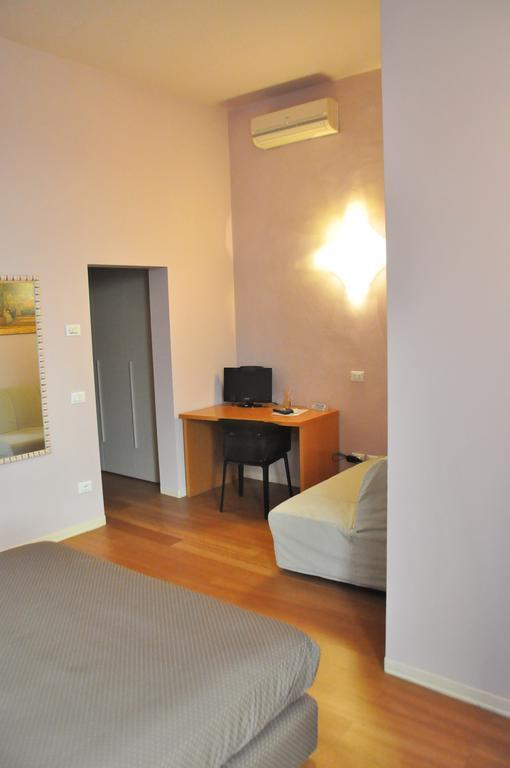 B&B Al Canto Del Cavour ปิสโตยา ห้อง รูปภาพ